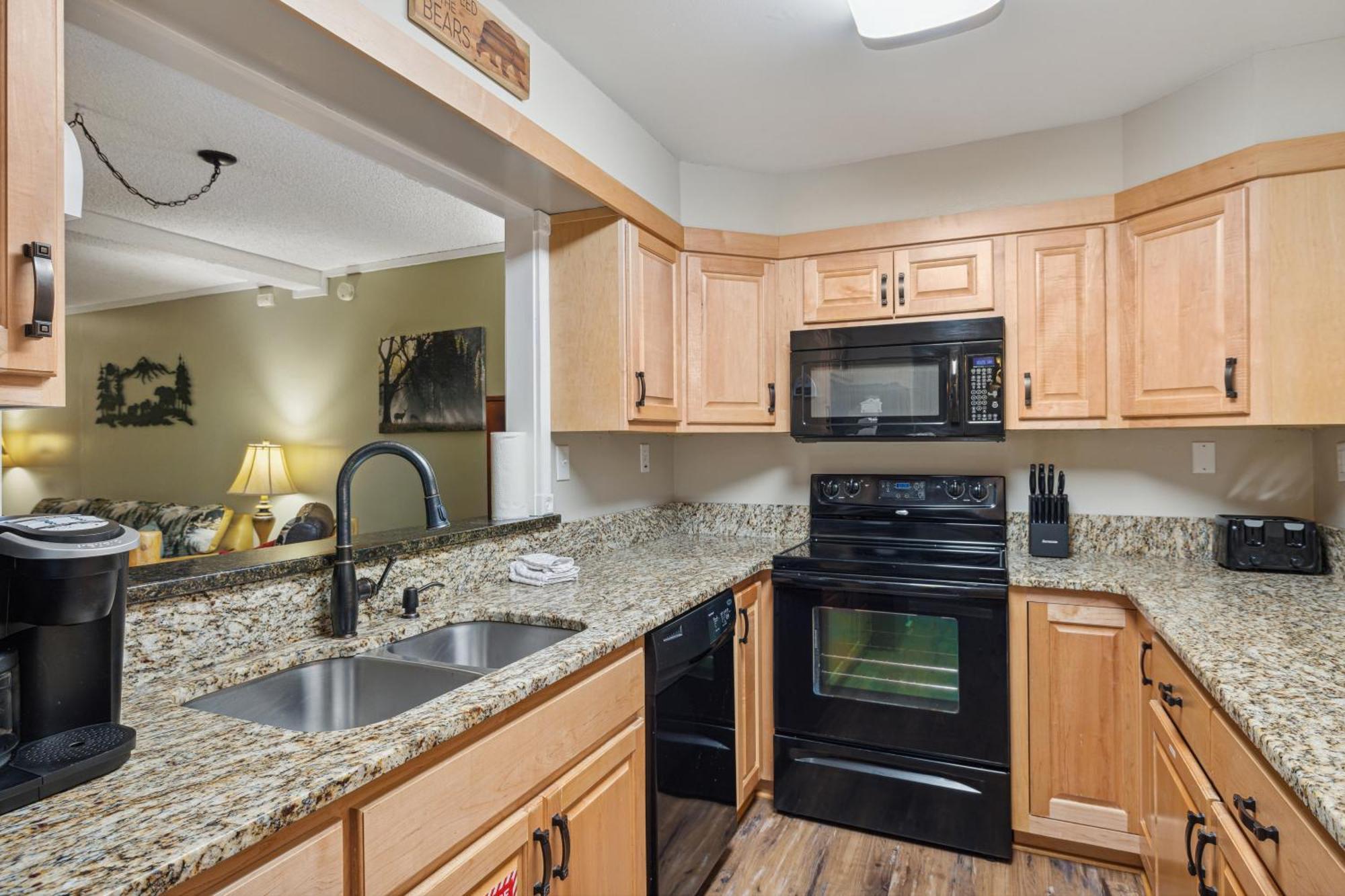 Obear Mountain Is A Newly Updated Condo In Chalet Village Of Gatlinburg! Dış mekan fotoğraf